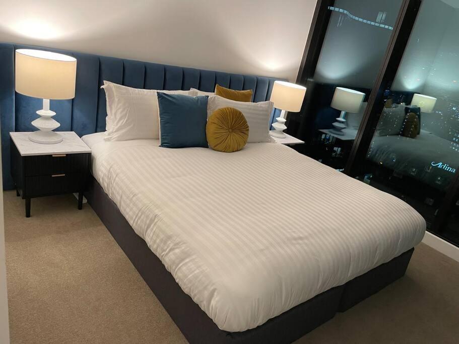 Lux 3 Bedroom Apartment In Southbank Мелбърн Екстериор снимка