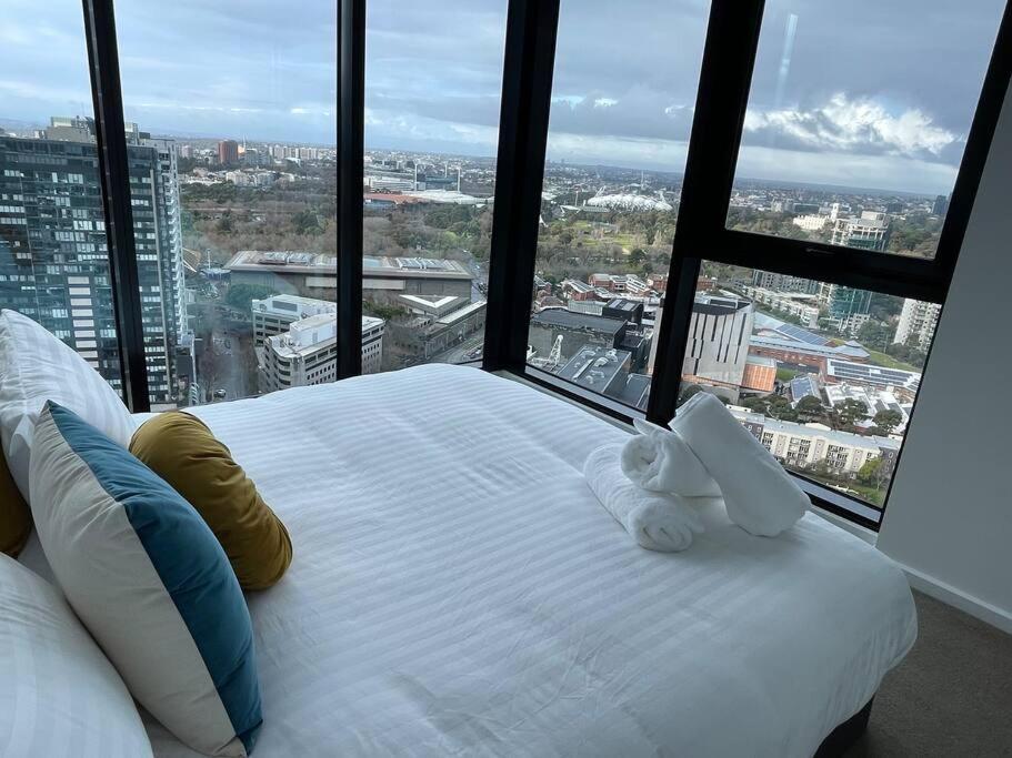 Lux 3 Bedroom Apartment In Southbank Мелбърн Екстериор снимка