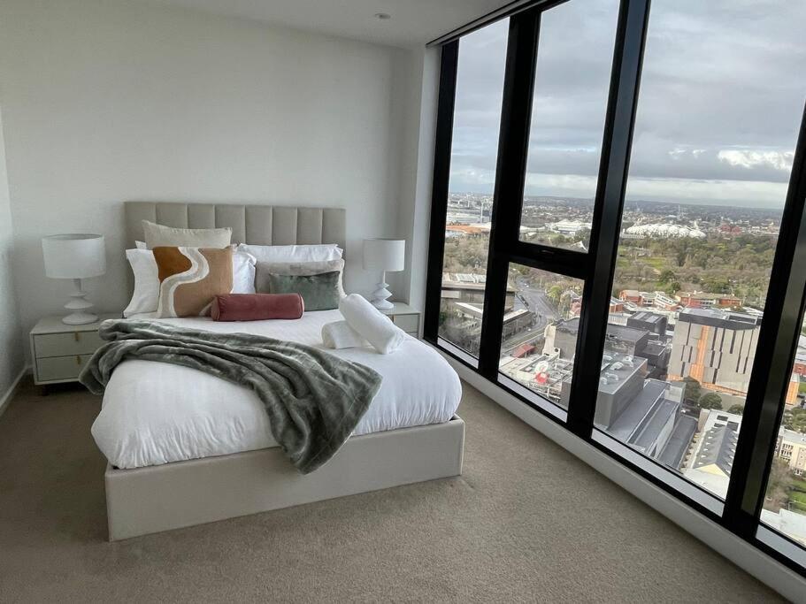 Lux 3 Bedroom Apartment In Southbank Мелбърн Екстериор снимка